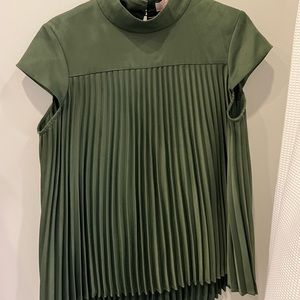 Ted baker accordion style silk top - size 2